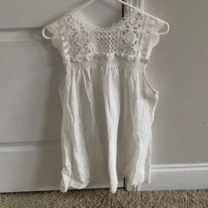 White casual T-shirt